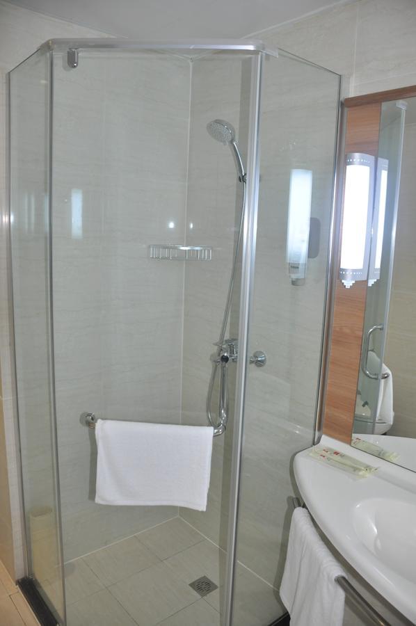 Hotel Ibis Luoyang Hi Tech Dev Zone Esterno foto